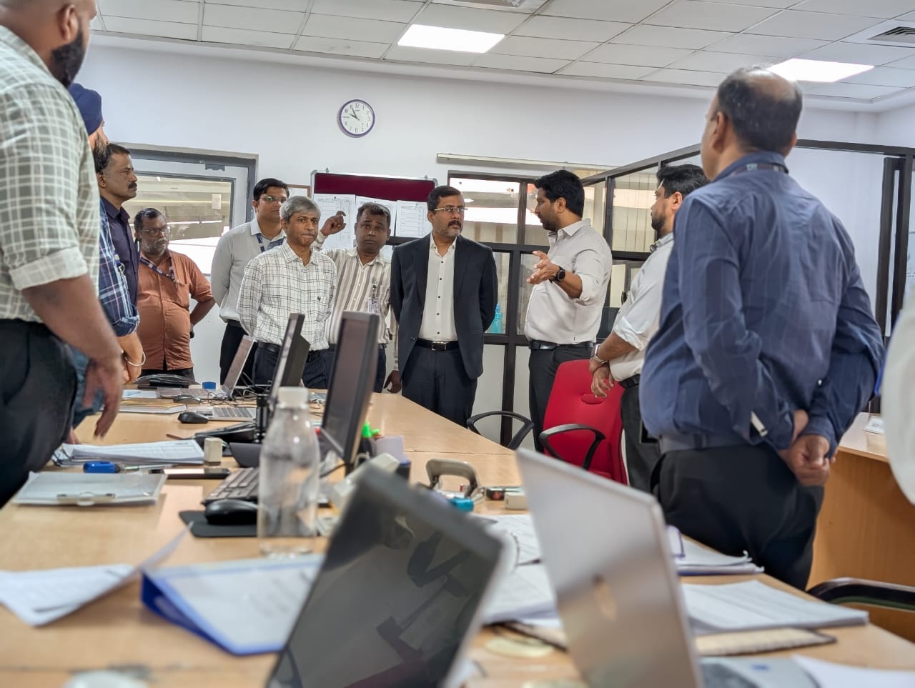 CVO Dr. Nikhil Kumar Kanodia Visits MRO, TRV